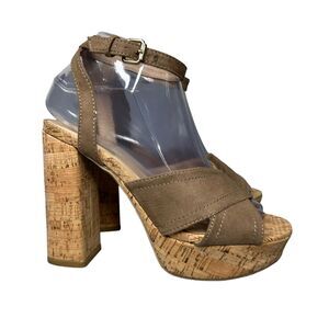 Wild Diva Lounge Platform Heels Womens Size 6.5 Ankle Strap Tan Faux Suede